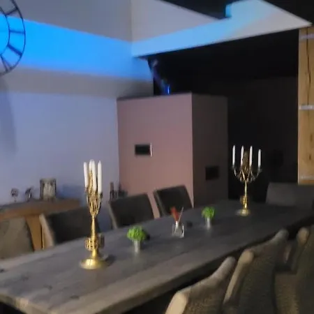 ホームステイ D 'hotes Dans De Luxe *